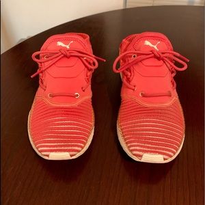 Women’s Coral Puma Ignite Sneakers Size 9